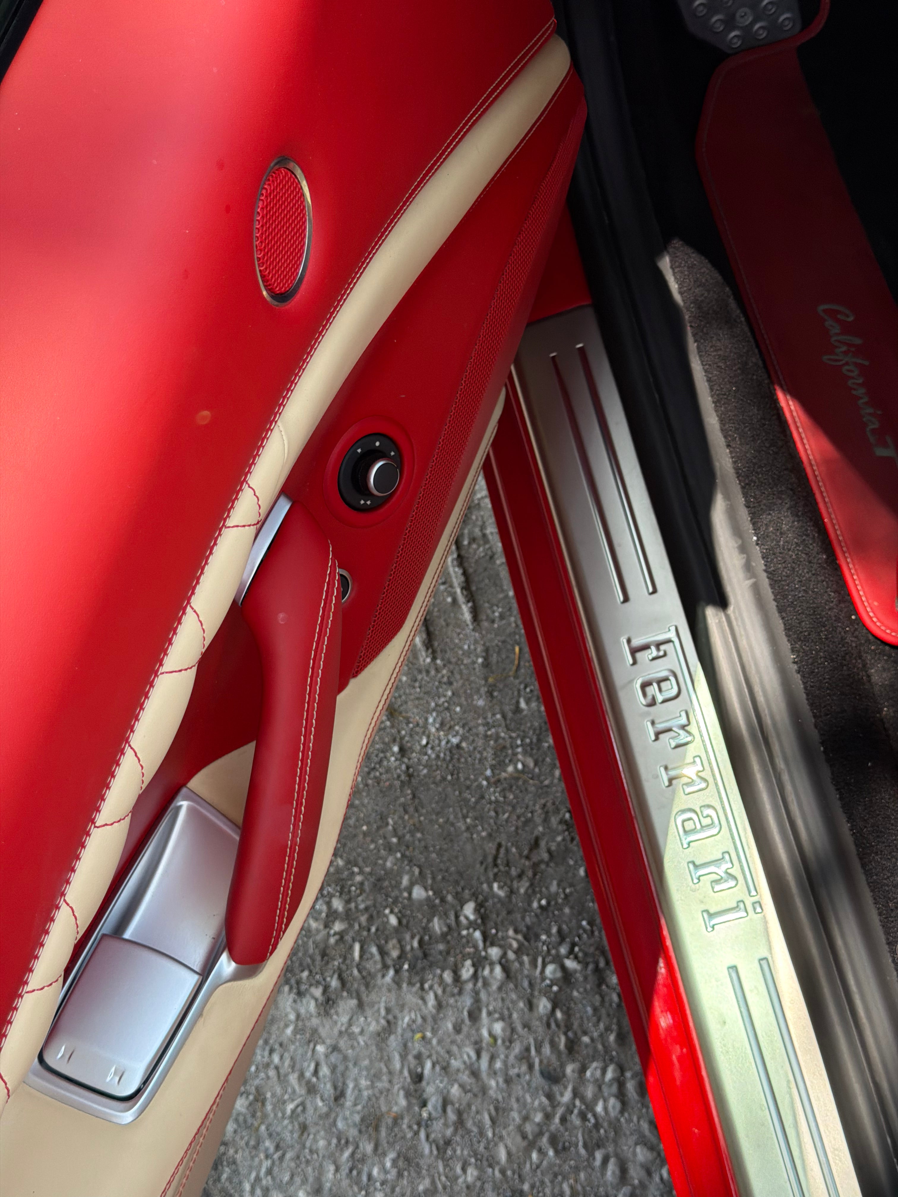 Ferarri California T