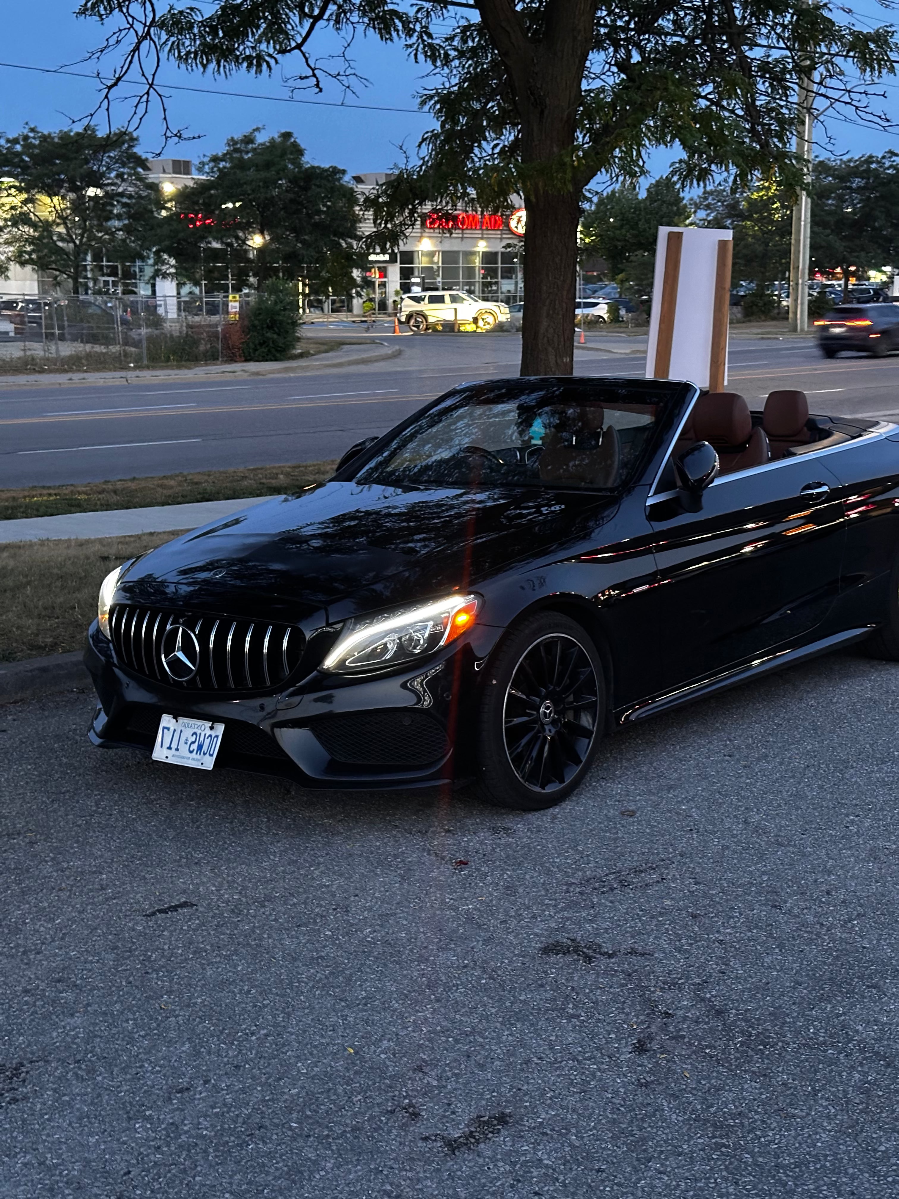 Mercedes-Benz C300 Convertible AMG Night Package
