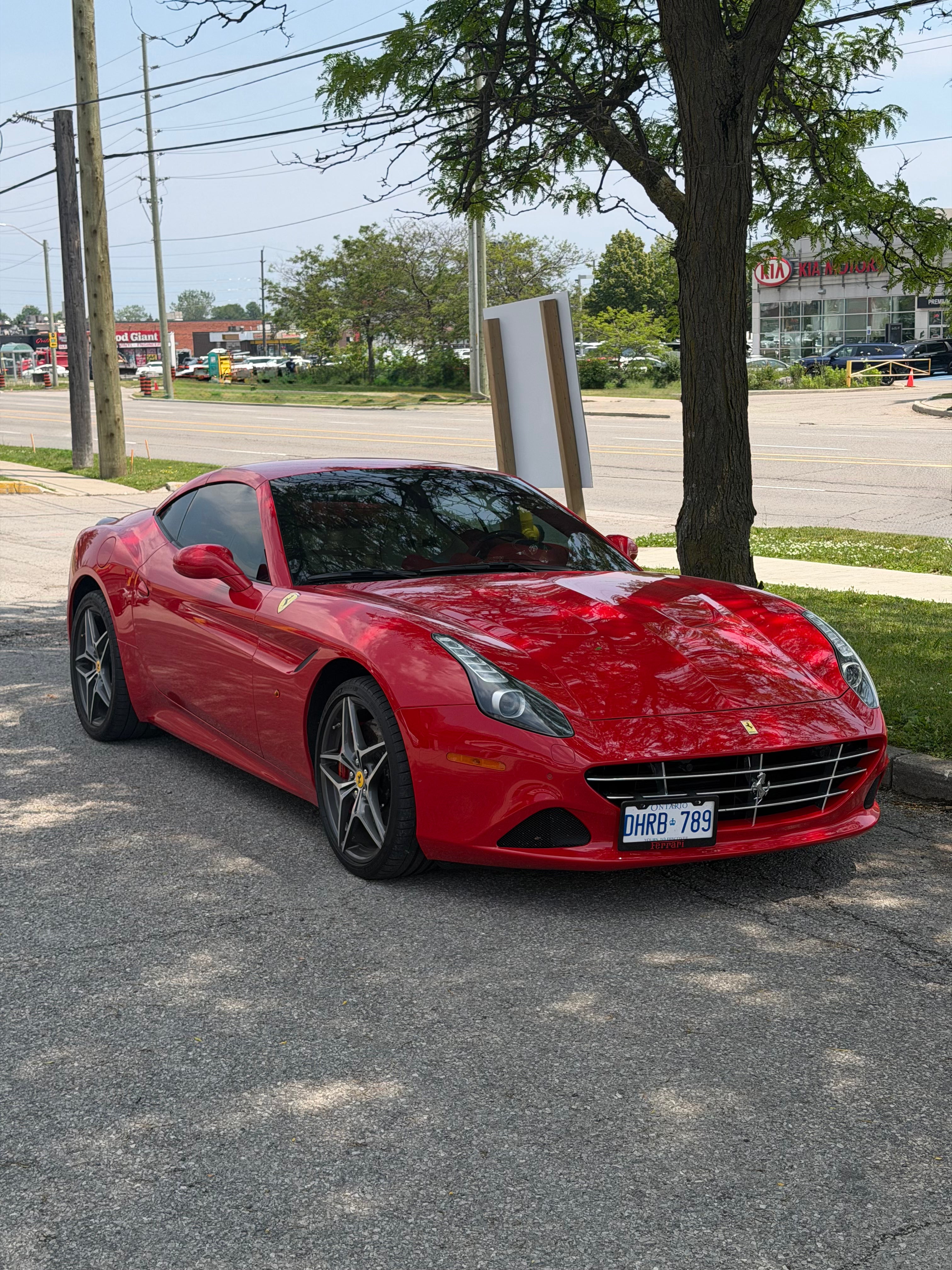 Ferarri California T