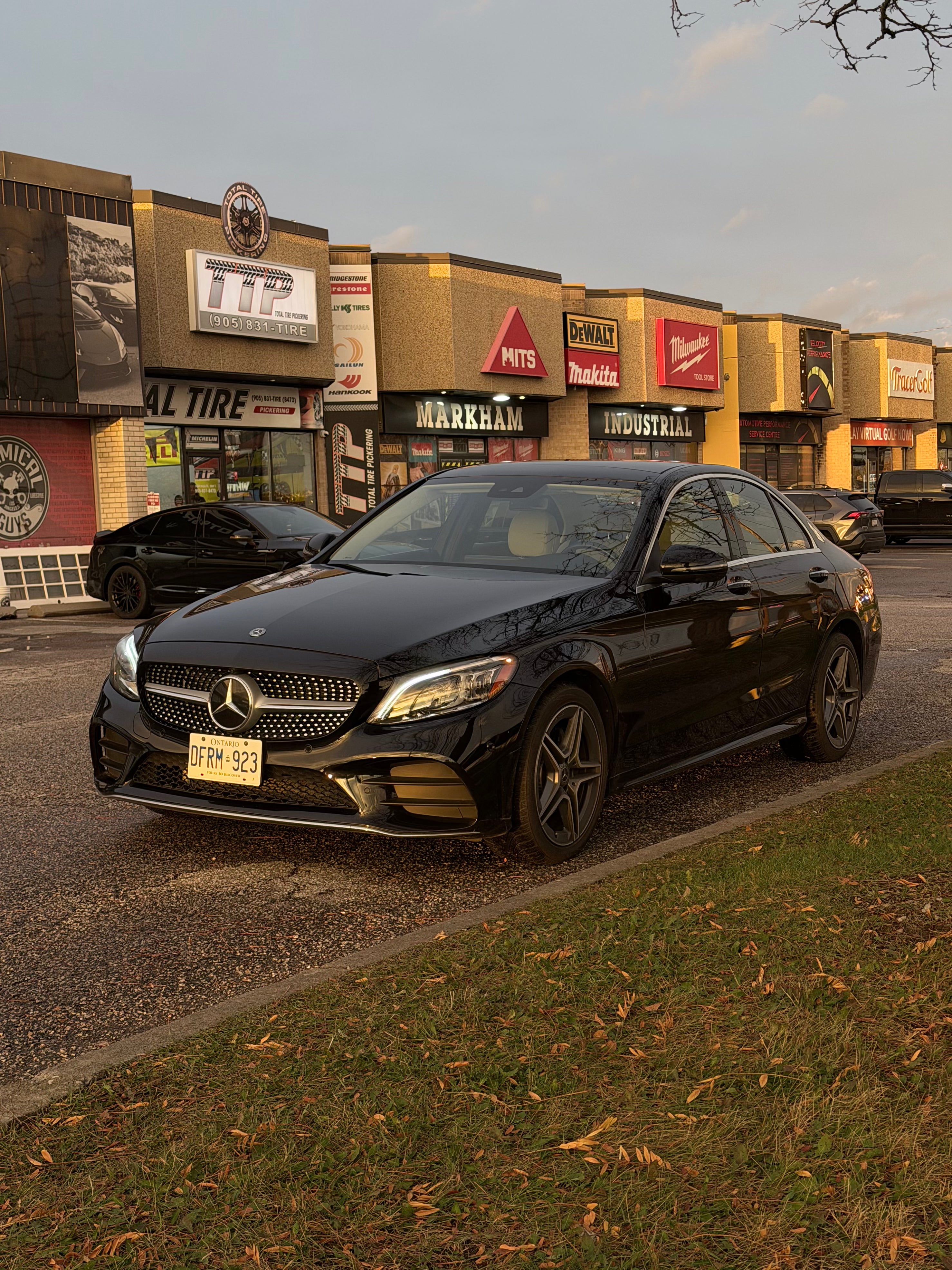 Mercedes-Benz C300 AMG PACKAGE