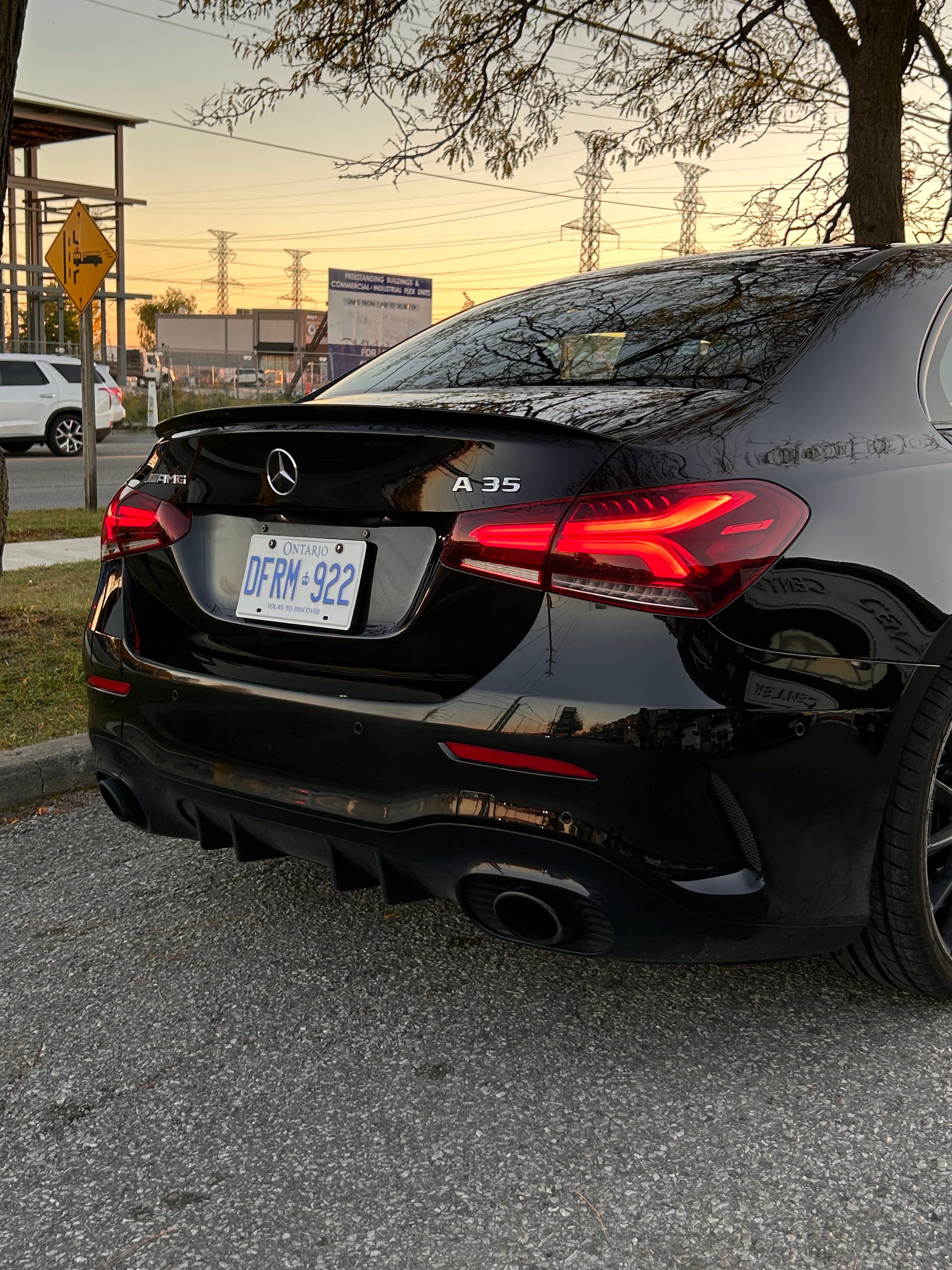 Mercedes-Benz A35 AMG