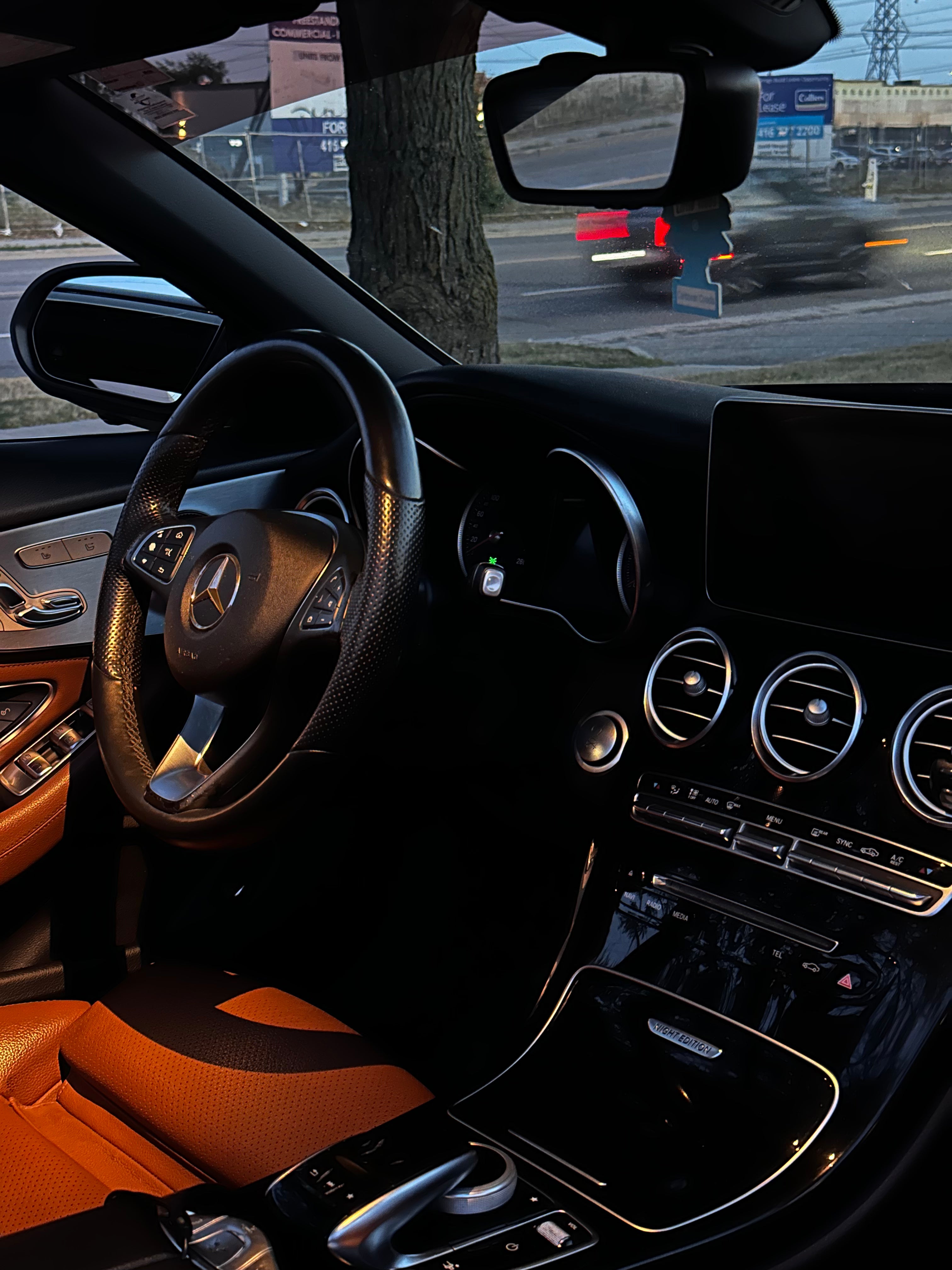 Mercedes-Benz C300 Convertible AMG Night Package