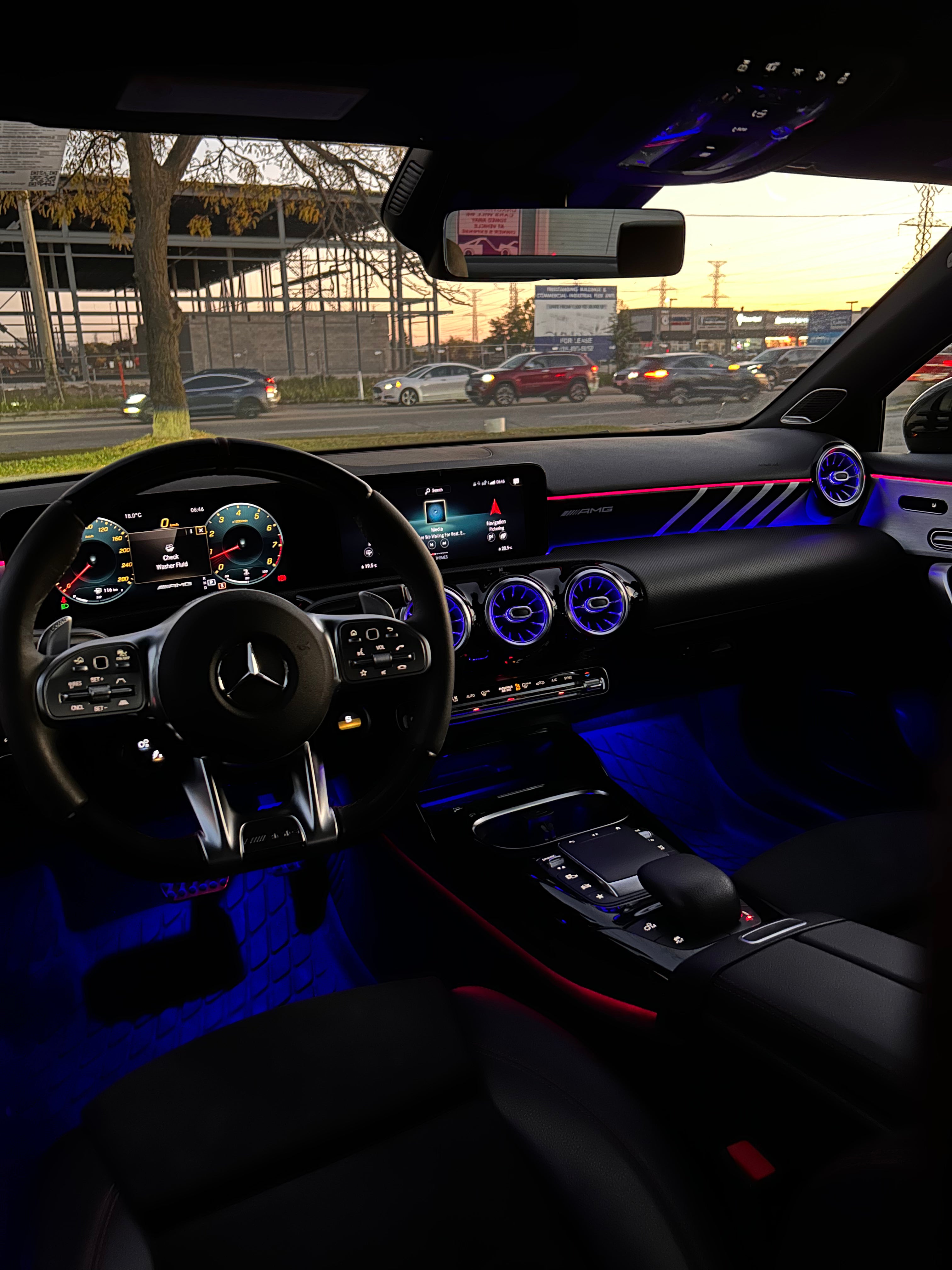 Mercedes-Benz A35 AMG
