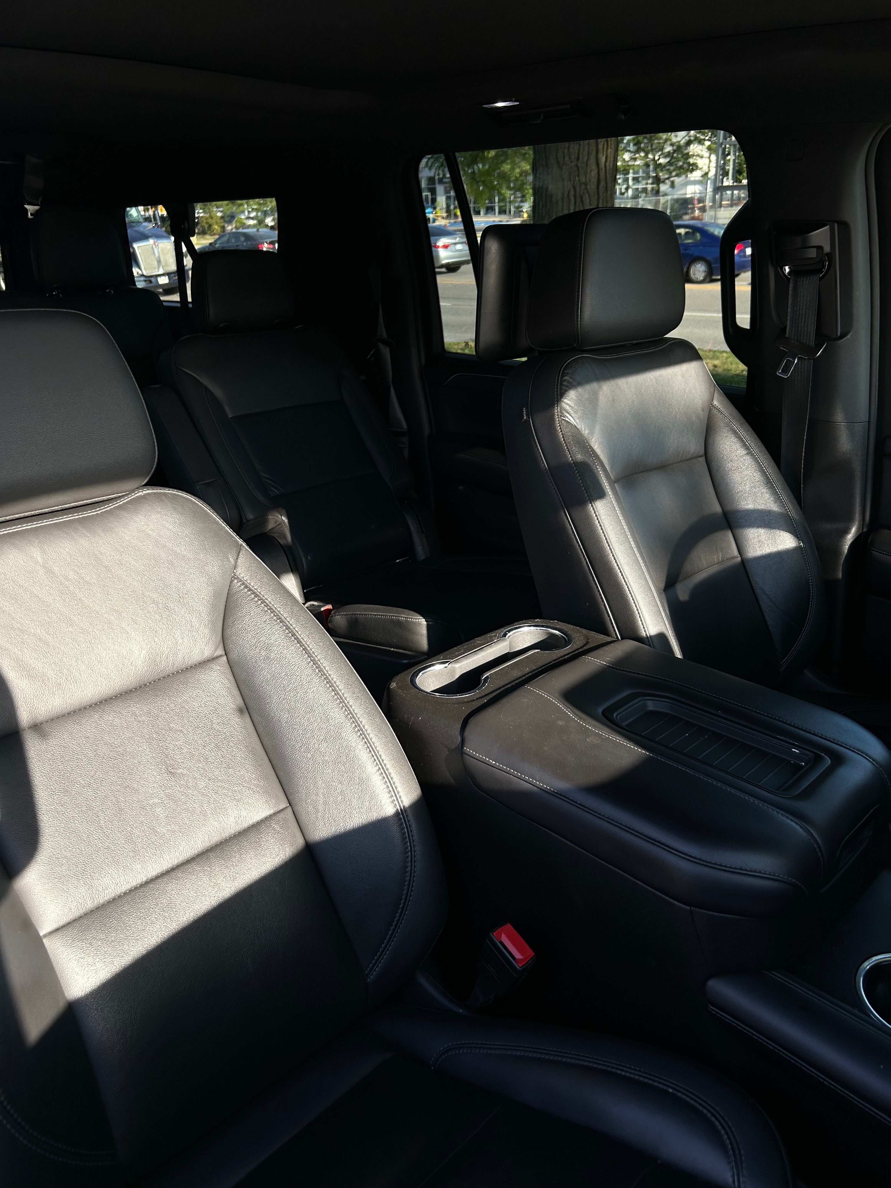 Chevy Suburban RST