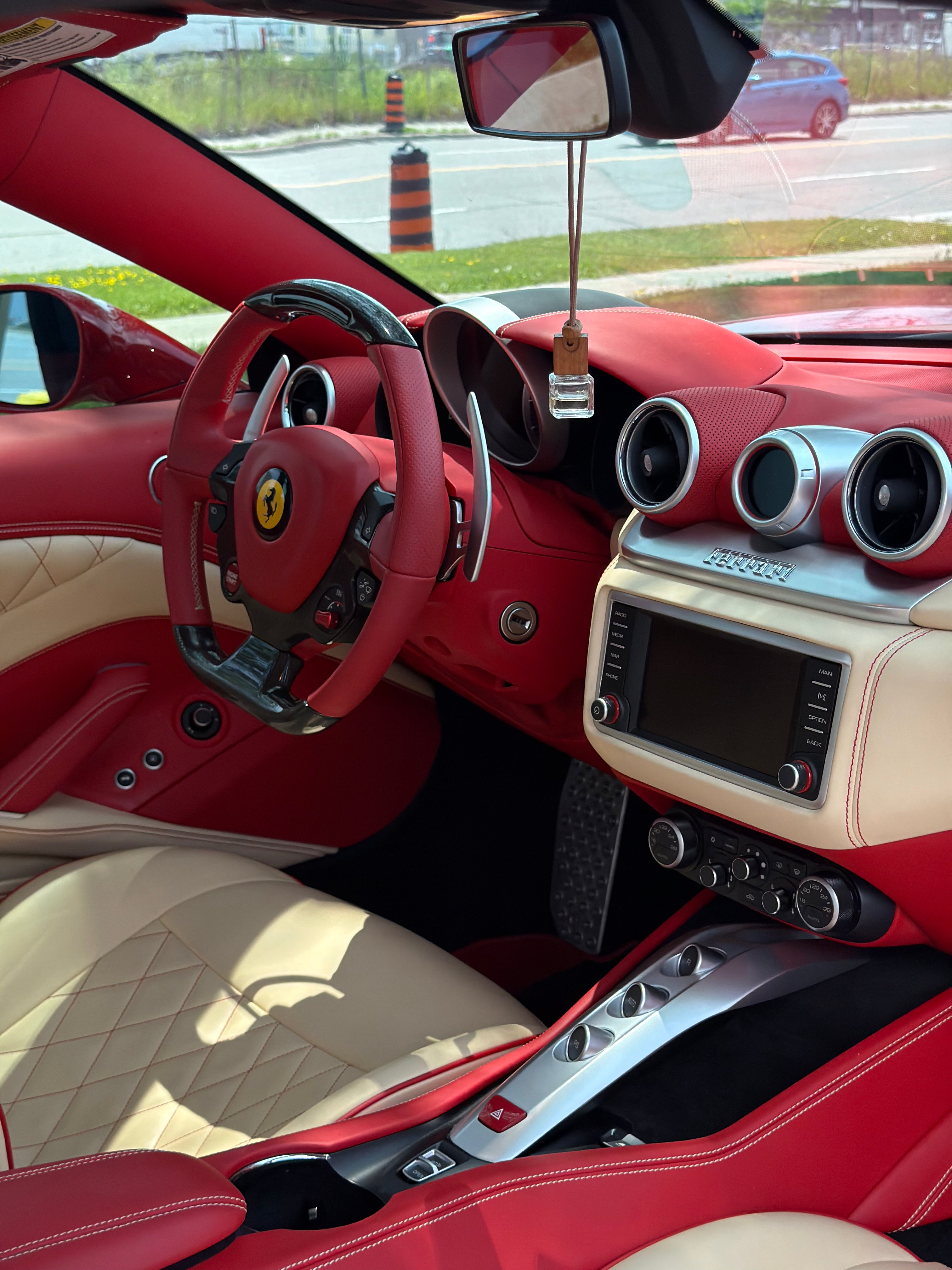 Ferarri California T