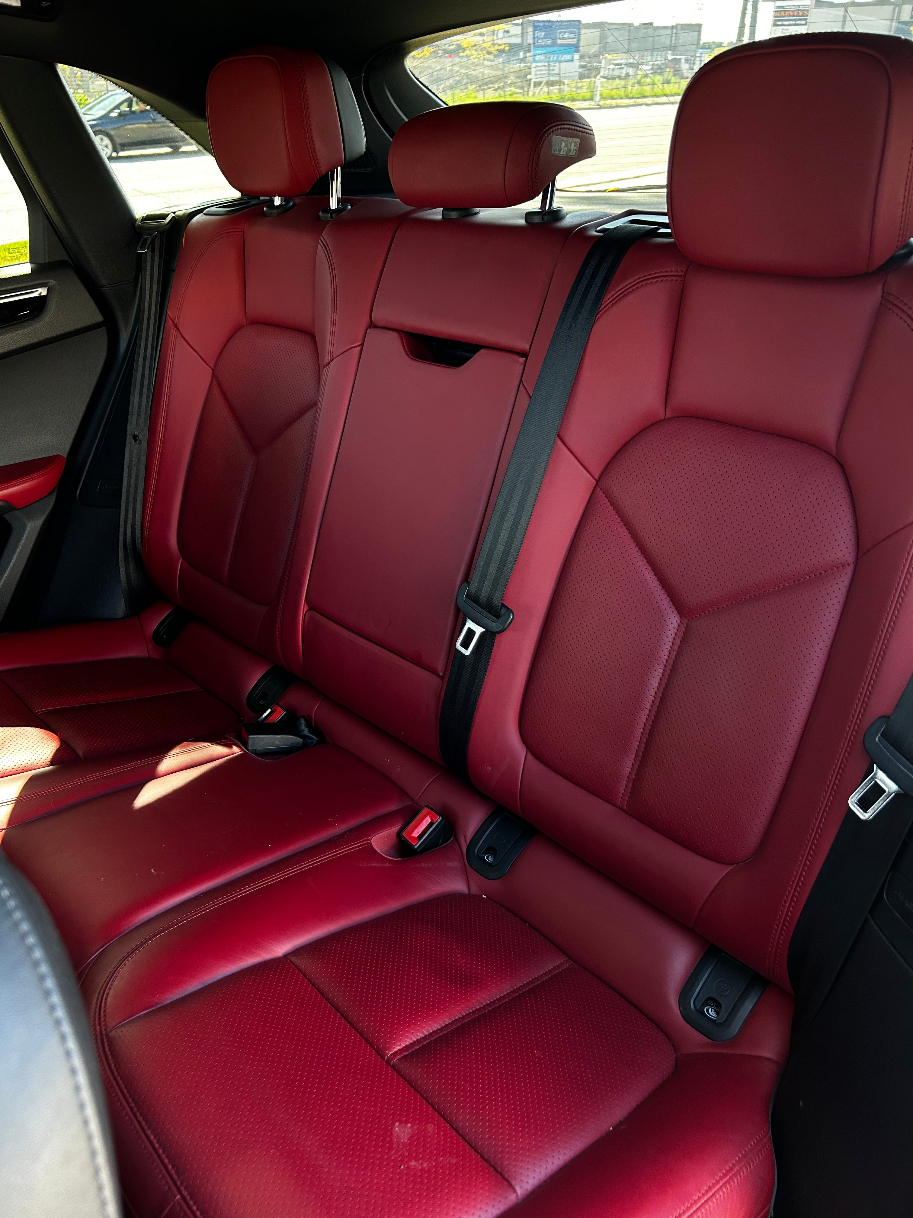Porsche MACAN S